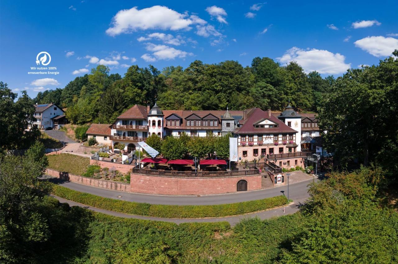 Naturhotel Ruegers Forstgut Mespelbrunn Exterior photo