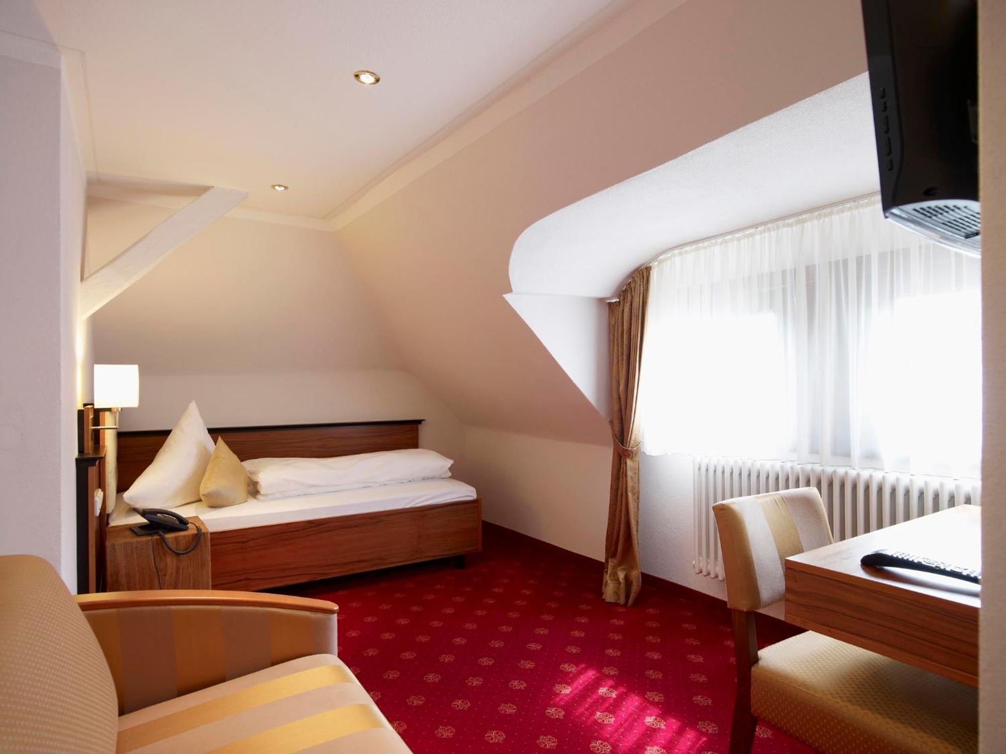 Naturhotel Ruegers Forstgut Mespelbrunn Exterior photo